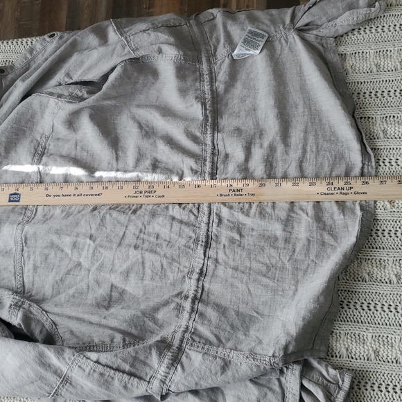 Columbia Top 8323 - Picture 11 of 12